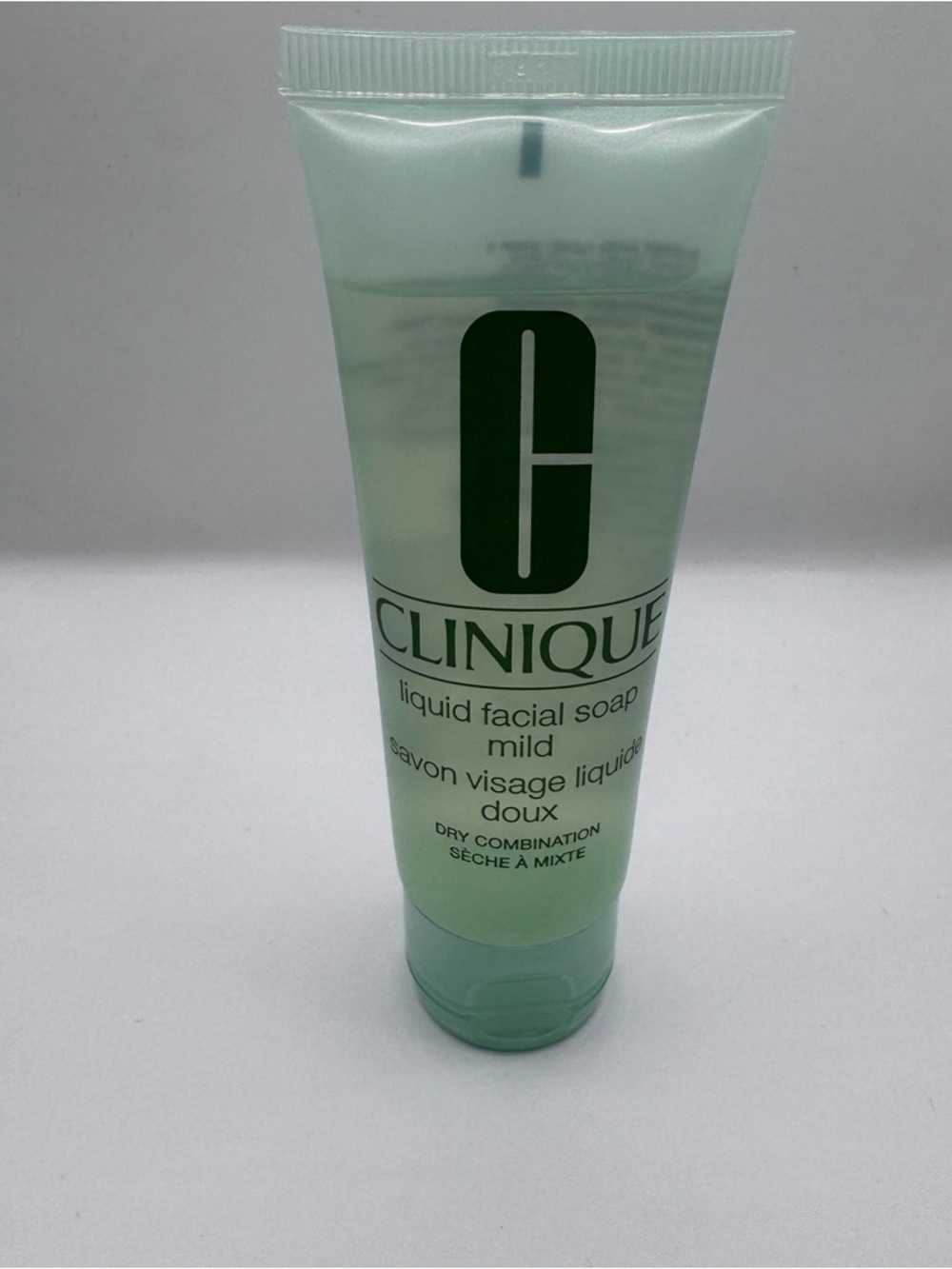 CLINIQUE Liquid Facial Soap Mild for "Dry Combination" Skin (1.7oz/50mL)